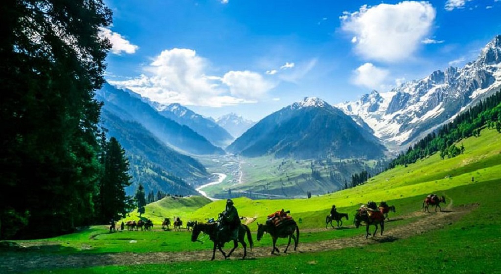 Charismatic Kashmir Tour Package