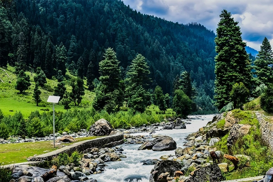 best place to visit in kashmir